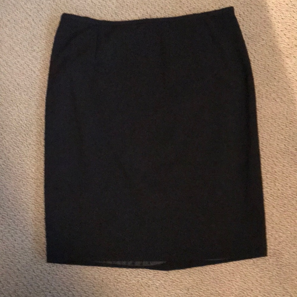 Lined black pencil skirt